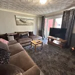 Charming House Welcome