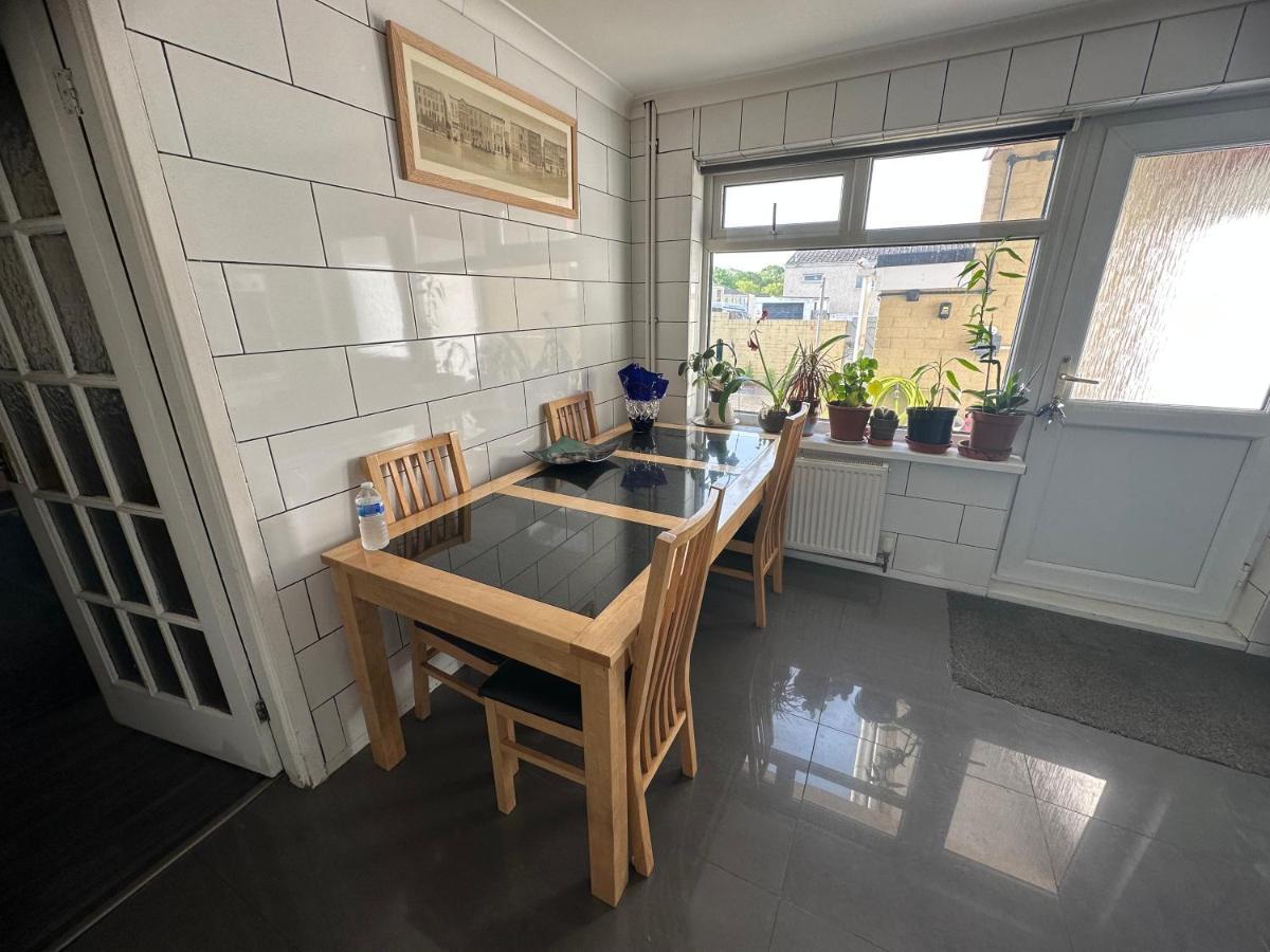 Charming House Welcome Holiday home Cardiff